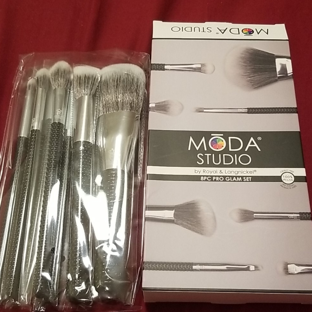 Moda Studio 8 Pro Glam Brush Set